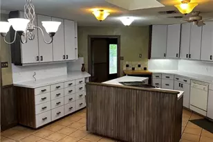 383 F-M 766, Cuero, TX 77954 - Photo 9