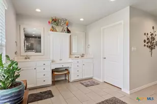 17179 Cyclone Rd, Burlington, TX 76519 - Photo 19