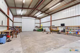 17179 Cyclone Rd, Burlington, TX 76519 - Photo 37