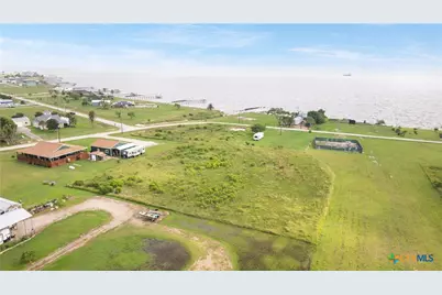 40 Waterfront Alley, Port Lavaca, TX 77979 - Photo 13