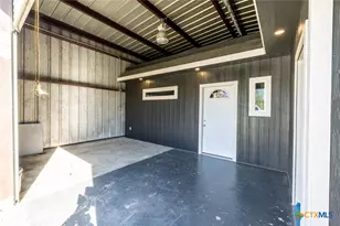 304 E 9th St, Nordheim, TX 78141 - Photo 21