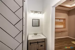 304 E 9th St, Nordheim, TX 78141 - Photo 13