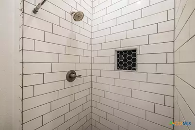 304 E 9th Street, Nordheim, TX 78141 - Photo 17