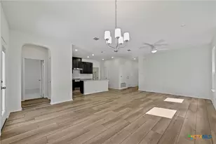 715 Ryan St, Belton, TX 76513 - Photo 5