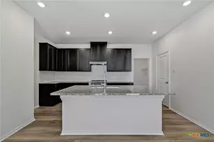 715 Ryan St, Belton, TX 76513 - Photo 7