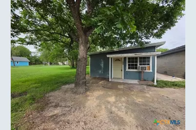 702 San Antonio Avenue #4, Seguin, TX 78155 - Photo 1