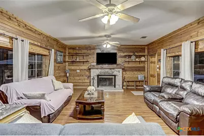 1750 Craddock Avenue, San Marcos, TX 78666 - Photo 11