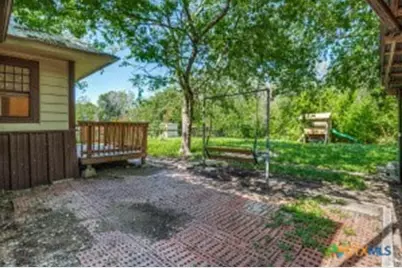 922 N Bowie Street, Seguin, TX 78155 - Photo 21