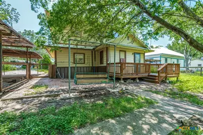 922 N Bowie Street, Seguin, TX 78155 - Photo 23