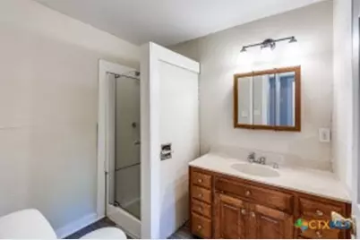 922 N Bowie Street, Seguin, TX 78155 - Photo 11