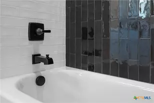 210 Creek Plum Ln, Temple, TX 76502 - Photo 29