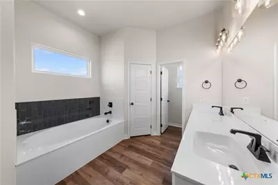 210 Creek Plum Lane, Temple, TX 76502 - Photo 19