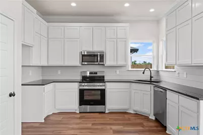 210 Creek Plum Lane, Temple, TX 76502 - Photo 13