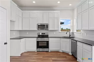 210 Creek Plum Ln, Temple, TX 76502 - Photo 13