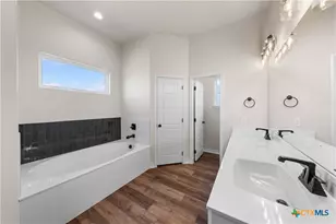 210 Creek Plum Ln, Temple, TX 76502 - Photo 19