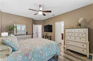 304 Dakota Crk, New Braunfels, TX 78130 - Photo 19