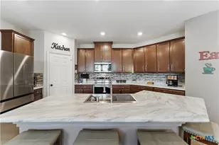 304 Dakota Crk, New Braunfels, TX 78130 - Photo 9