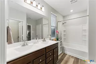 304 Dakota Crk, New Braunfels, TX 78130 - Photo 21