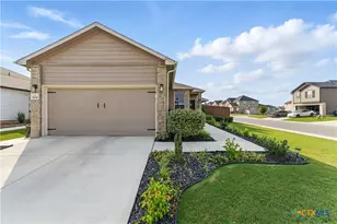 304 Dakota Crk, New Braunfels, TX 78130 - Photo 3