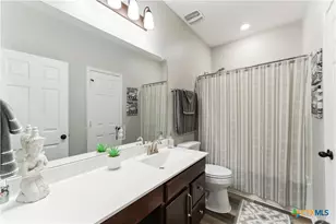 304 Dakota Crk, New Braunfels, TX 78130 - Photo 25