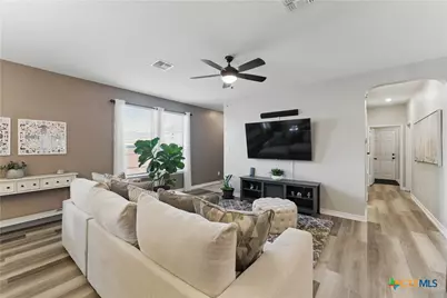 304 Dakota Creek, New Braunfels, TX 78130 - Photo 17