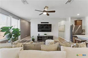 304 Dakota Crk, New Braunfels, TX 78130 - Photo 15