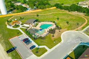 304 Dakota Crk, New Braunfels, TX 78130 - Photo 33
