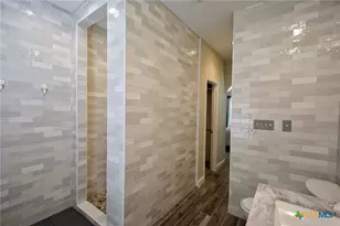 325 Fair Ln, New Braunfels, TX 78130 - Photo 21