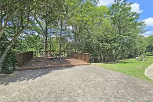 325 Fair Ln, New Braunfels, TX 78130 - Photo 45