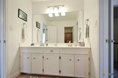 325 Fair Lane, New Braunfels, TX 78130 - Photo 29