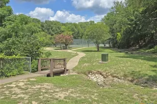 325 Fair Ln, New Braunfels, TX 78130 - Photo 47