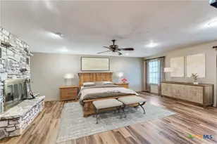 10745 Rosemar Ln, Adkins, TX 78101 - Photo 15