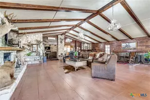10745 Rosemar Ln, Adkins, TX 78101 - Photo 9