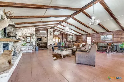 10745 Rosemar Lane, Adkins, TX 78101 - Photo 9