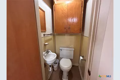 614 Apollo Drive, Edna, TX 77957 - Photo 23