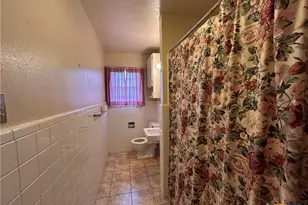 614 Apollo Dr, Edna, TX 77957 - Photo 17