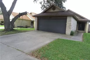 310 Rattan Dr, Victoria, TX 77901 - Photo 1