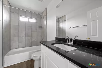 506 E Avenue R, Belton, TX 76513 - Photo 11