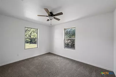 506 E Avenue R, Belton, TX 76513 - Photo 13