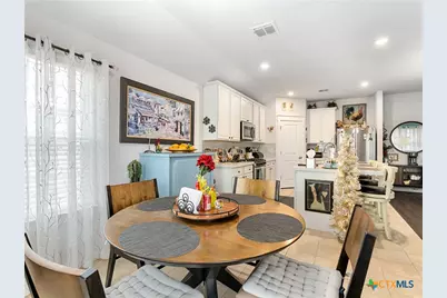 10744 Rosalina Loop, Converse, TX 78109 - Photo 11