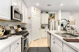 10744 Rosalina Loop, Converse, TX 78109 - Photo 9