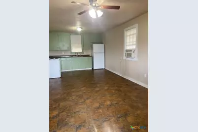 613.5 S Laurel Avenue, Luling, TX 78648 - Photo 5