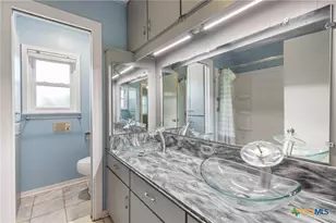 1223 N Sarah Dewitt Dr, Gonzales, TX 78629 - Photo 25