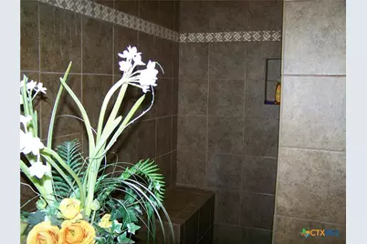 101 Laurel Oak Circle, Cuero, TX 77954 - Photo 21