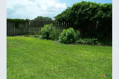 101 Laurel Oak Circle, Cuero, TX 77954 - Photo 29