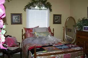 101 Laurel Oak Cir, Cuero, TX 77954 - Photo 15