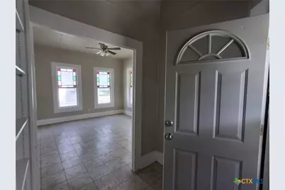 492 E Avenue R, Belton, TX 76513 - Photo 5