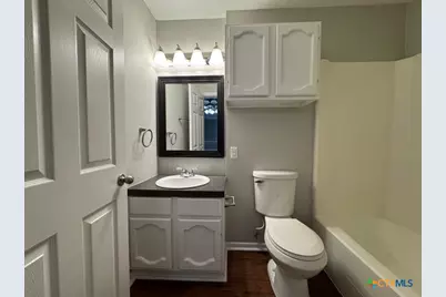 2112 E Airline Road, Victoria, TX 77901 - Photo 11