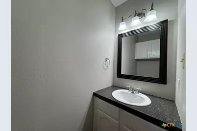 2112 E Airline Road, Victoria, TX 77901 - Photo 9