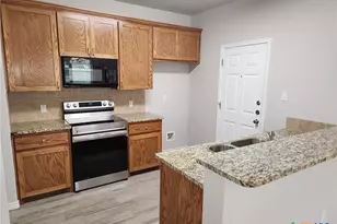 332 Arnold Dr, Belton, TX 76513 - Photo 3